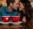 Seriöse Partnersuche auf Dating Cafe. (Foto: AdobeStock Curioso.Photography _808221233)